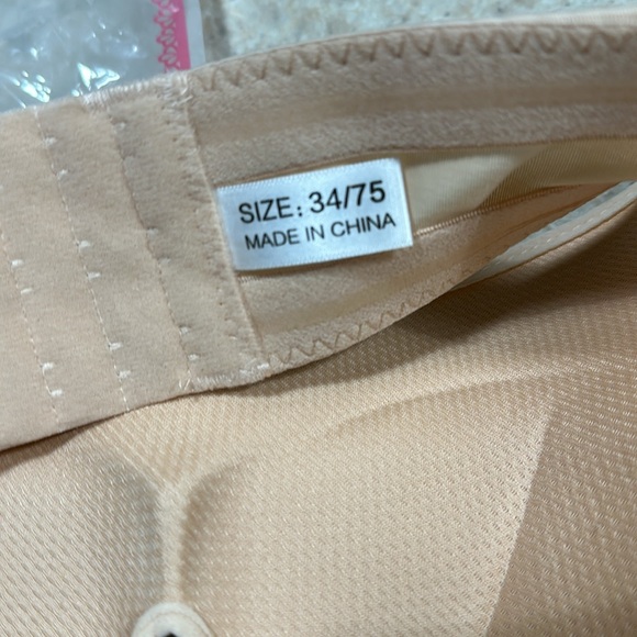 Magic Bra size 34 NWOT - Picture 2 of 5